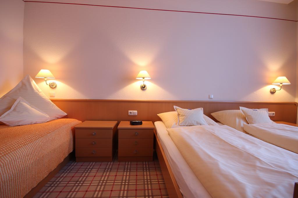 Hotel Hanken Gmbh, Hotel Hanken Und Seehotel Wangerooge Rom bilde